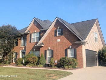 2426 Amber Dawn Ln, Knoxville, TN 37920