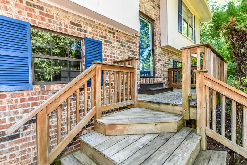 2426 Southview Dr, Maryville, TN 37803