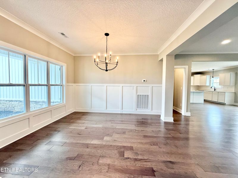 2426 Tributary Dr, Sevierville, TN 37876
