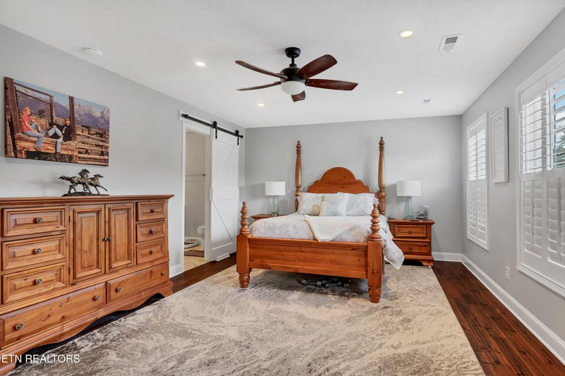 2427 Amber Dawn Ln, Knoxville, TN 37920