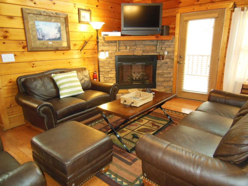2428 Cobbler Way, Pigeon Forge, TN 37863