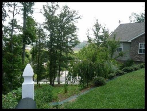 2428 Crossview Dr, Pigeon Forge, TN 37863