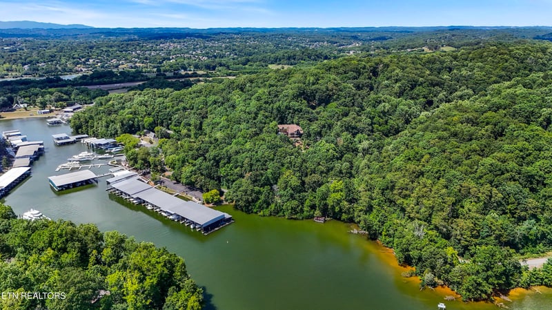 2428 Lakefront Dr, Knoxville, TN 37922