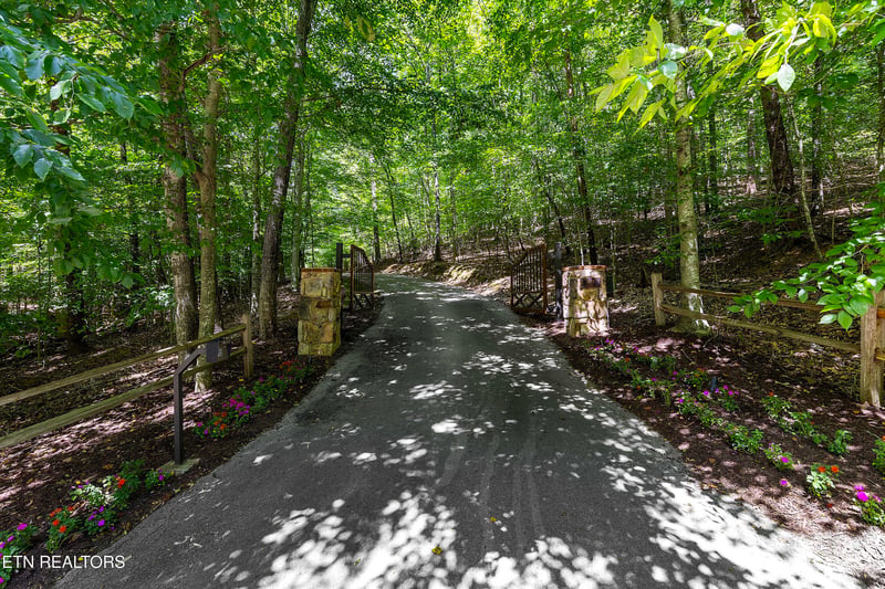 2428 Lakefront Dr, Knoxville, TN 37922