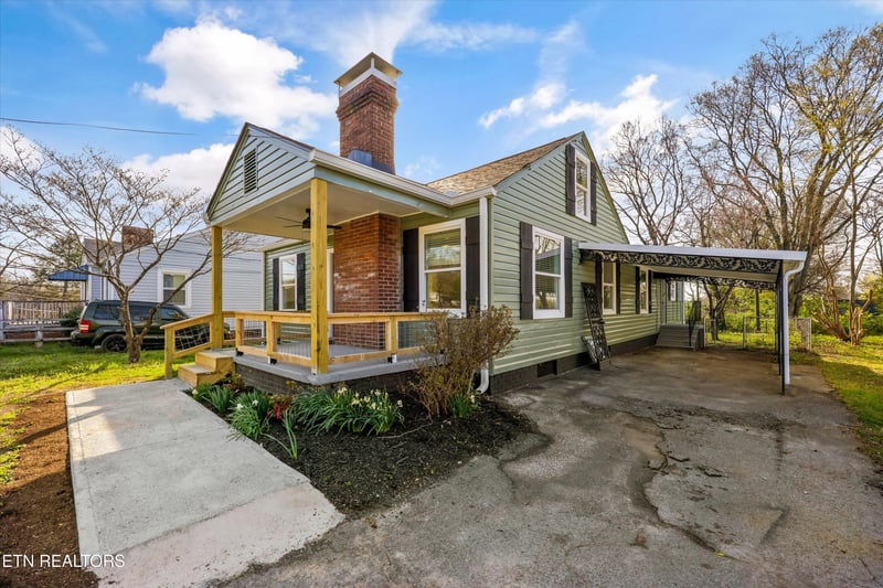 2428 Lawson Ave, Knoxville, TN 37917