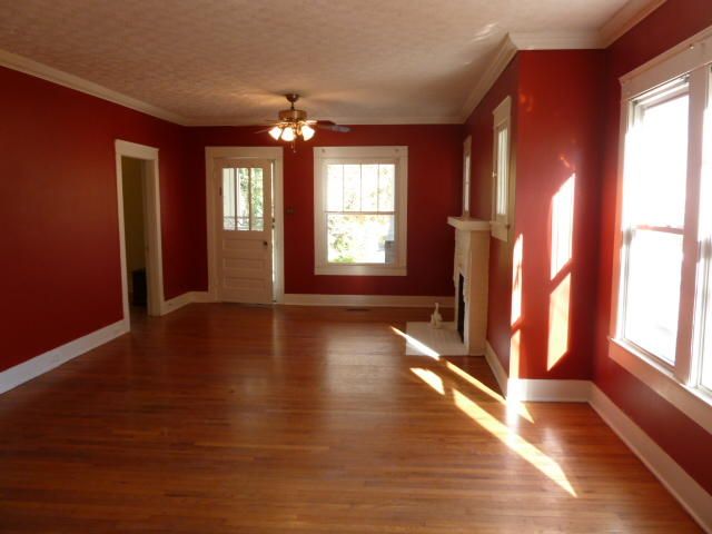 2428 Maple Dr, Knoxville, TN 37918