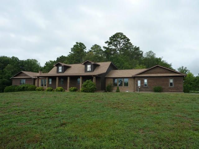 243 Estele Dr, Sevierville, TN 37876