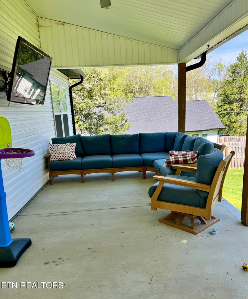 243 Lydia Way, Blaine, TN 37709