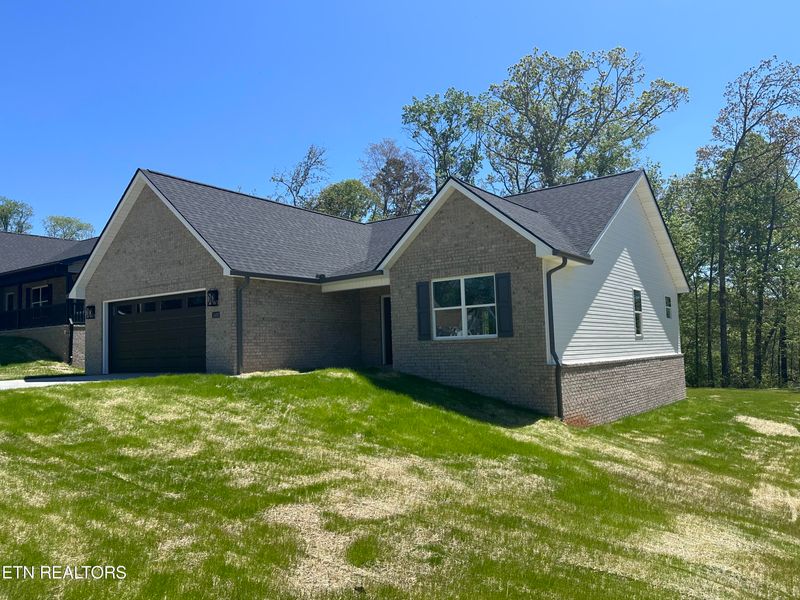 2430 Patrick Ave, Maryville, TN 37804