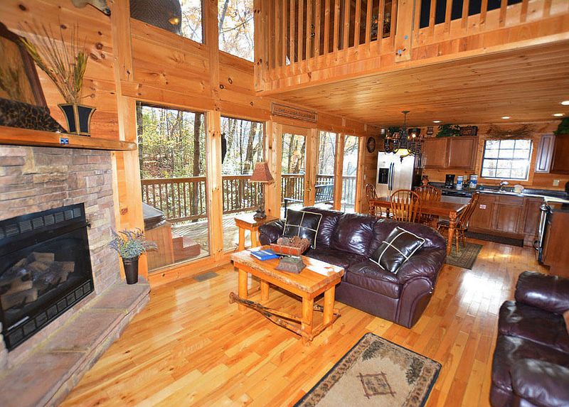 2430 Ridgehigh Ps, Sevierville, TN 37876
