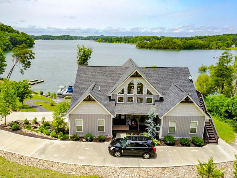 2430 Waterfront Way, Sevierville, TN 37876