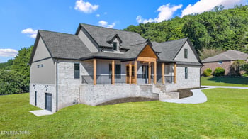 2431 Breckenridge St, Athens, TN 37303