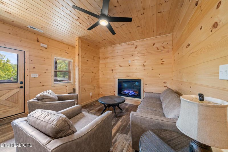2431 Cobbler Way, Pigeon Forge, TN 37863