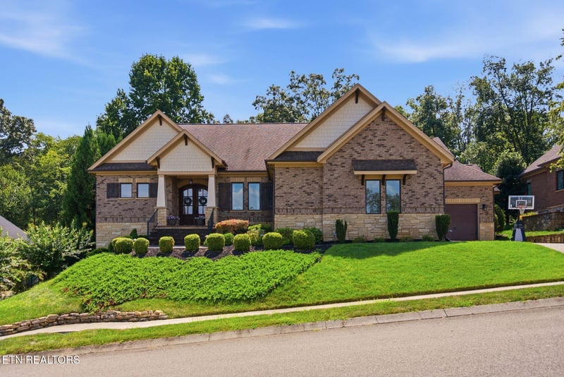2431 Covered Bridge Blvd, Knoxville, TN 37932