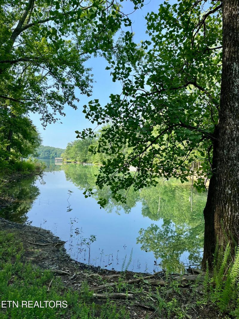 2431 Mcqueen Way, Sevierville, TN 37876