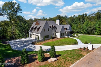 2437 Woodland Reserve Ln, Knoxville, TN 37919