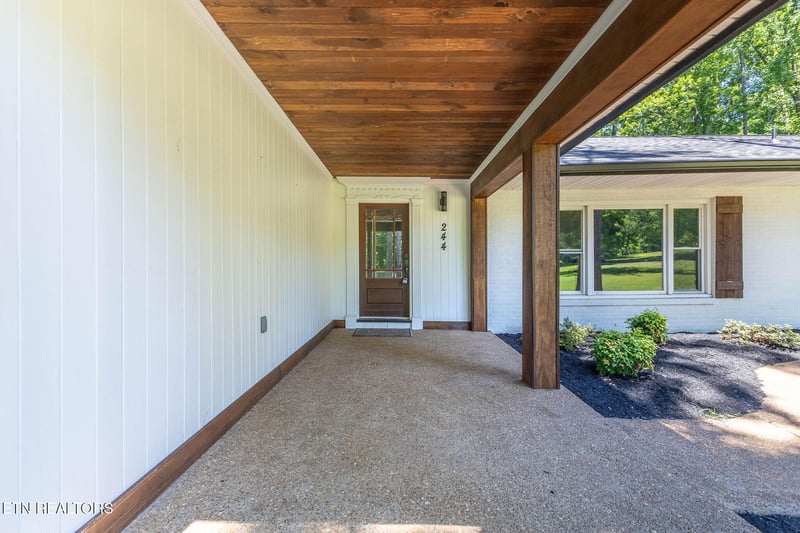 244 Guinnwood Ln, Knoxville, TN 37922