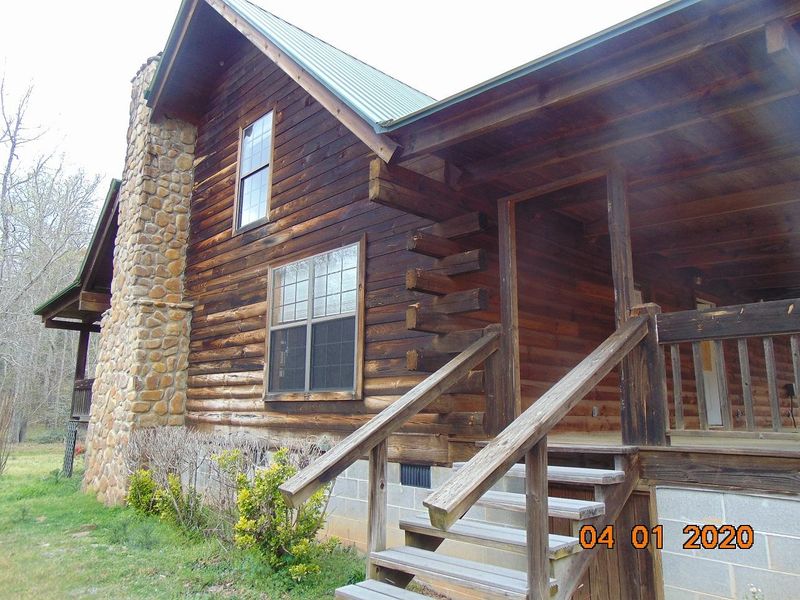 244 Lower Smithfield Rd, Tellico Plains, TN 37385