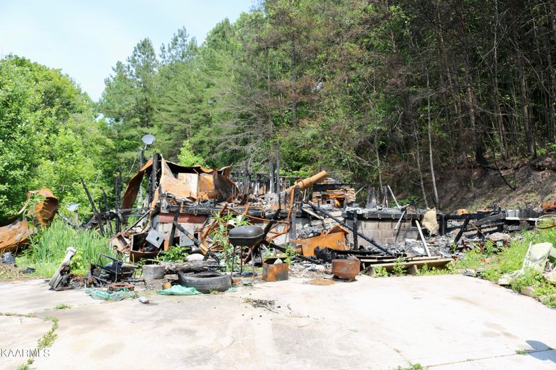 244 Old Springs Rd, Maynardville, TN 37807