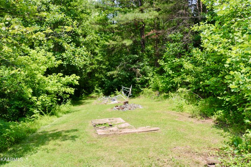244 Old Springs Rd, Maynardville, TN 37807