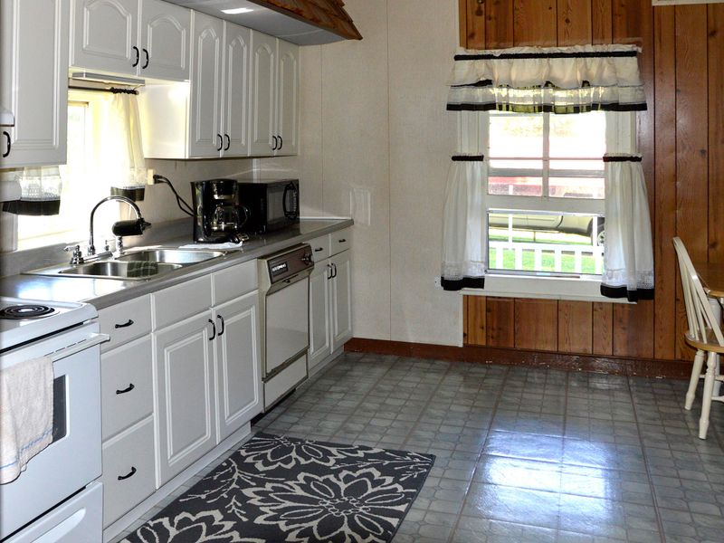244 Sallings Rd, Luttrell, TN 37779