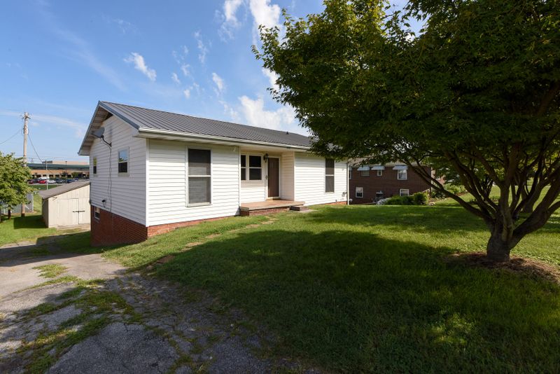 244 Telford St, Alcoa, TN 37701