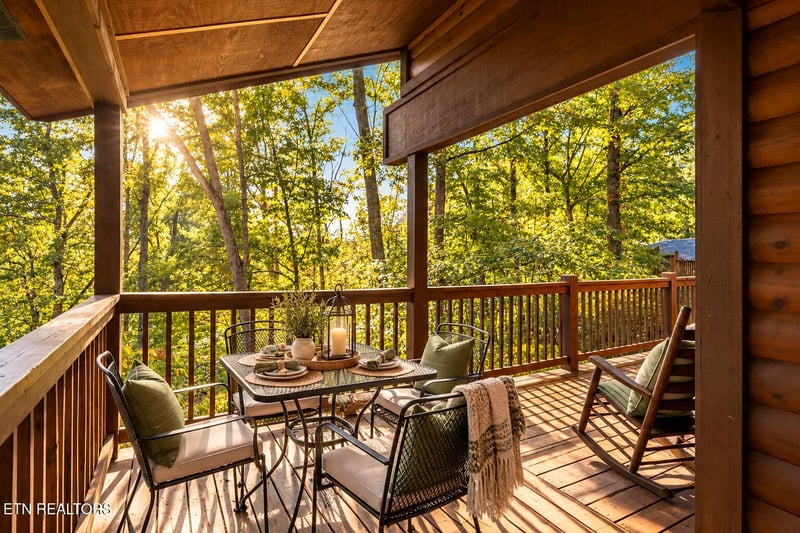 2440 Breezy Rd, Sevierville, TN 37876