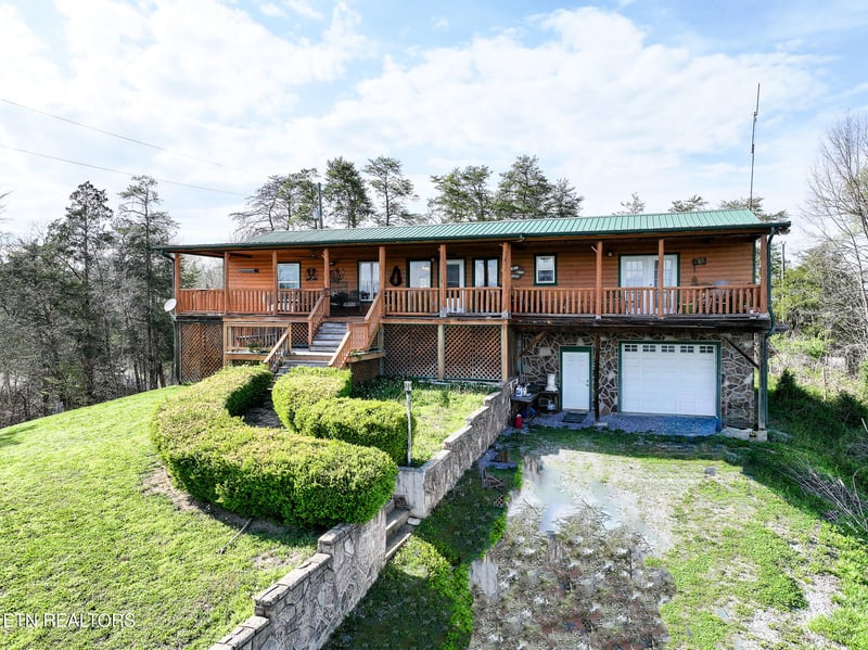 2440 Levee Way, Sevierville, TN 37876