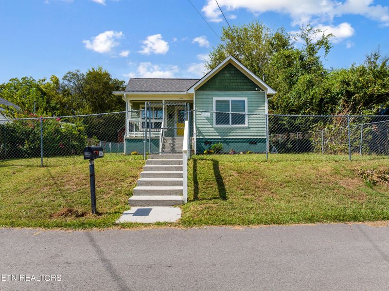 2441 Selma Ave, Knoxville, TN 37915