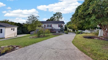 2444 Honey Grove Ln, Knoxville, TN 37923