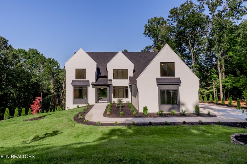 2445 Woodland Reserve Ln, Knoxville, TN 37919