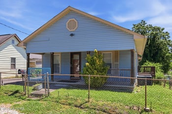2446 Brown Ave, Knoxville, TN 37917