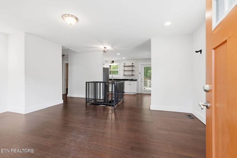 2447 Amber St, Knoxville, TN 37917
