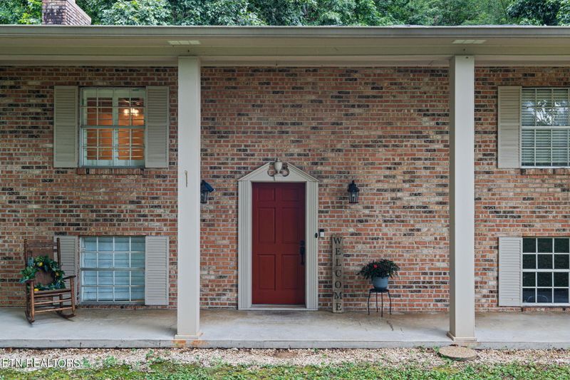 2447 Cindy St, Athens, TN 37303