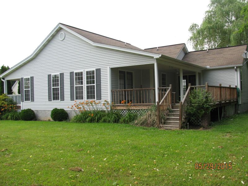 245 Dove Dr, Sevierville, TN 37876