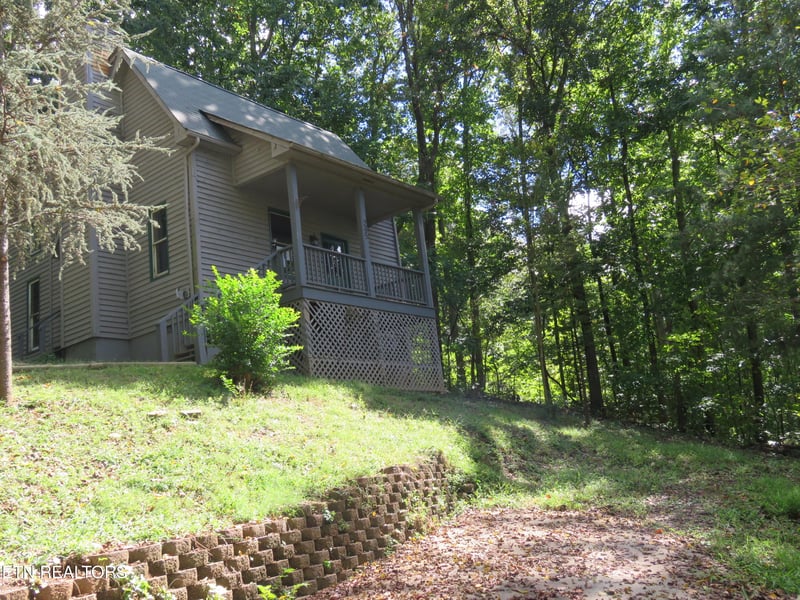 245 Eagle Ridge Dr, Philadelphia, TN 37846