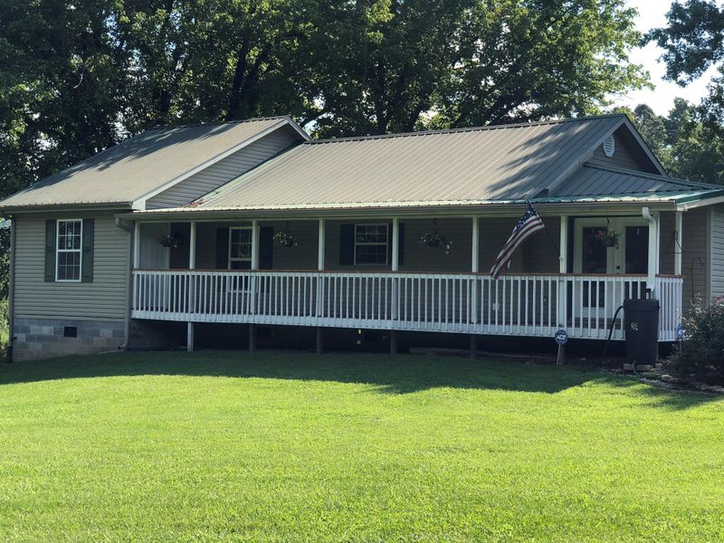 245 Lambdin Rd, Maynardville, TN 37807