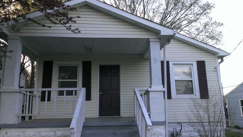 2453 Cecil Ave, Knoxville, TN 37917