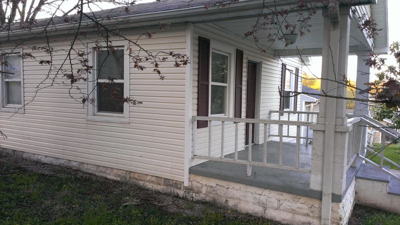 2453 Cecil Ave, Knoxville, TN 37917