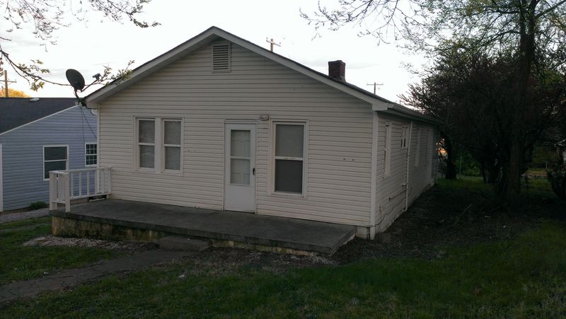 2453 Cecil Ave, Knoxville, TN 37917