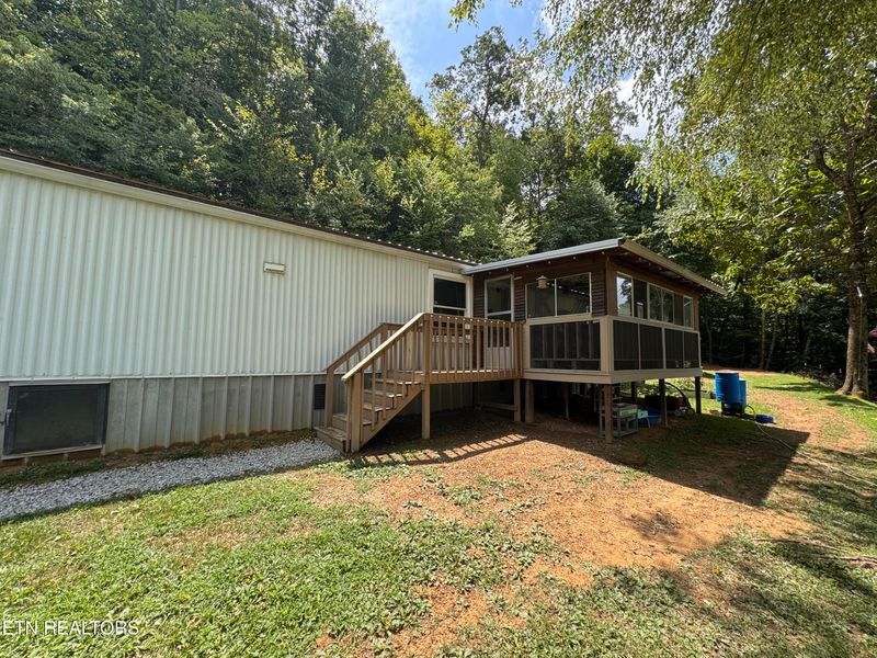 2454 Highway 25w, Lafollette, TN 37766
