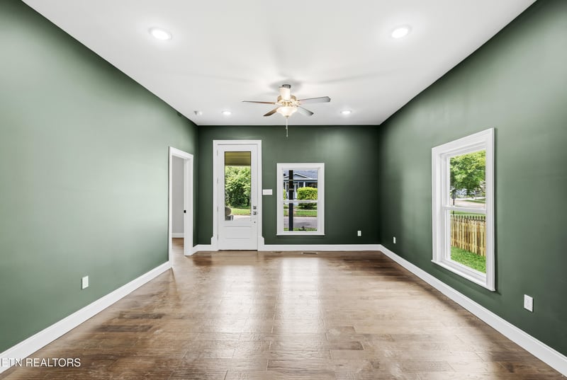 2456 Woodbine Ave, Knoxville, TN 37917