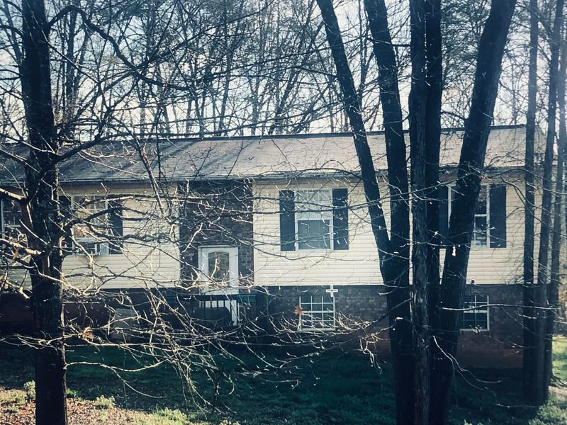246 Amolee Ln, Sevierville, TN 37876