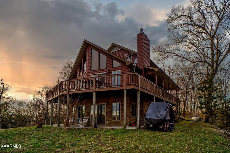246 Bob Hollow Rd, Sevierville, TN 37876