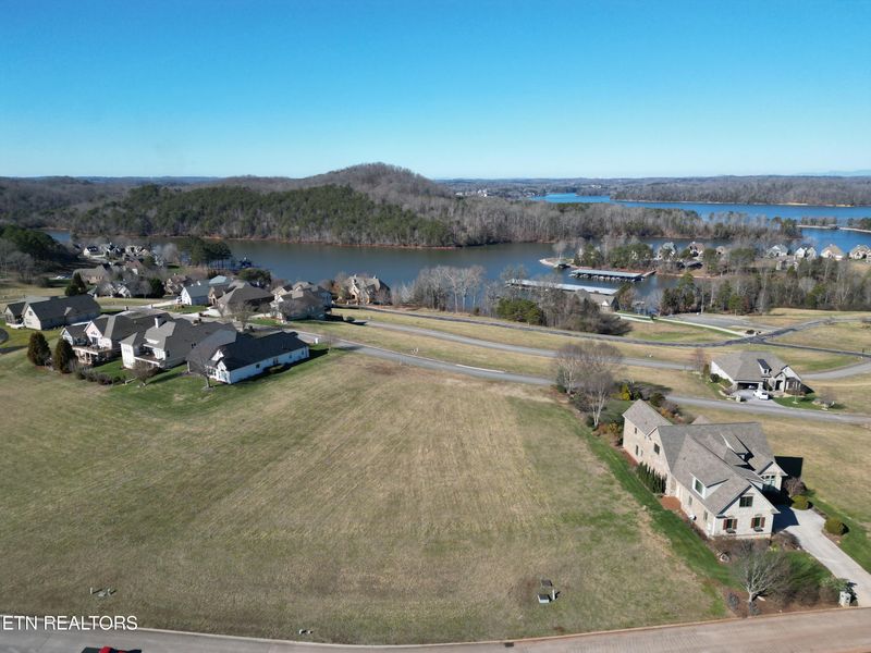 246 Hummingbird Dr, Vonore, TN 37885