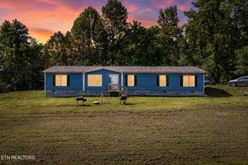246 Nydeck Rd, Robbins, TN 37852
