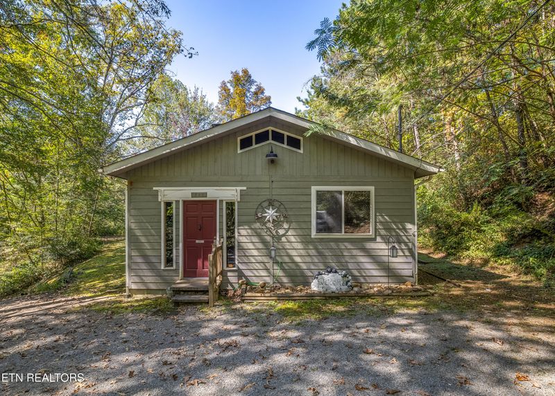 246 Shields View Dr, Gatlinburg, TN 37738