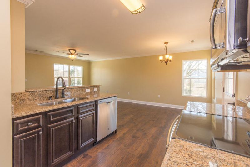 2460 Gibson Cir, Sevierville, TN 37876