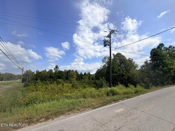 24660 Scott Hwy, Winfield, TN 37892