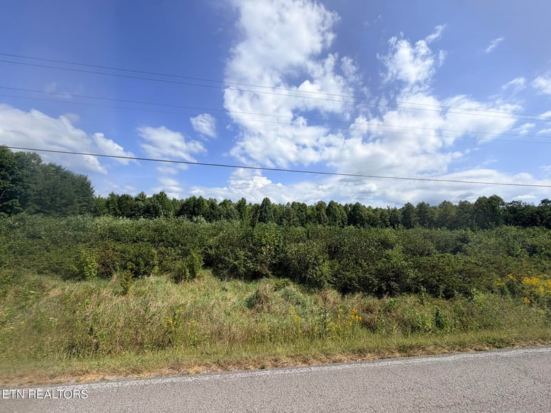 24660 Scott Hwy, Winfield, TN 37892
